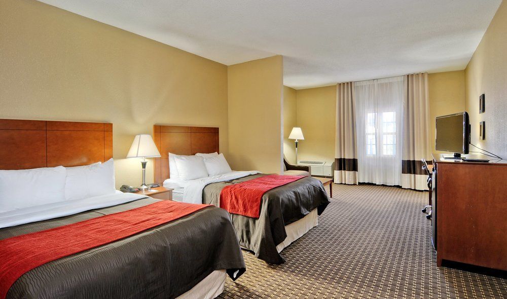 Comfort Inn & Suites Raphine - Lexington Near I-81 And I-64 Bagian luar foto